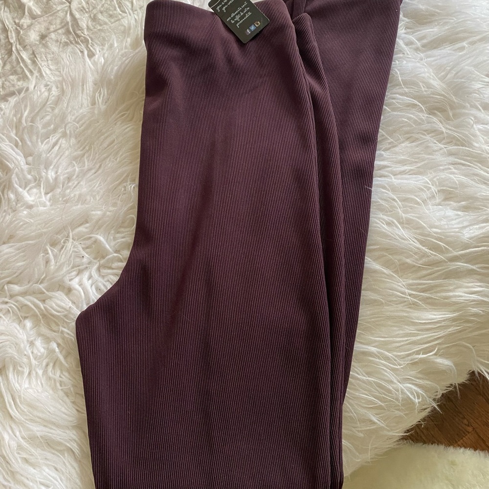 Streetwear Society Plum Ribbed Leggings